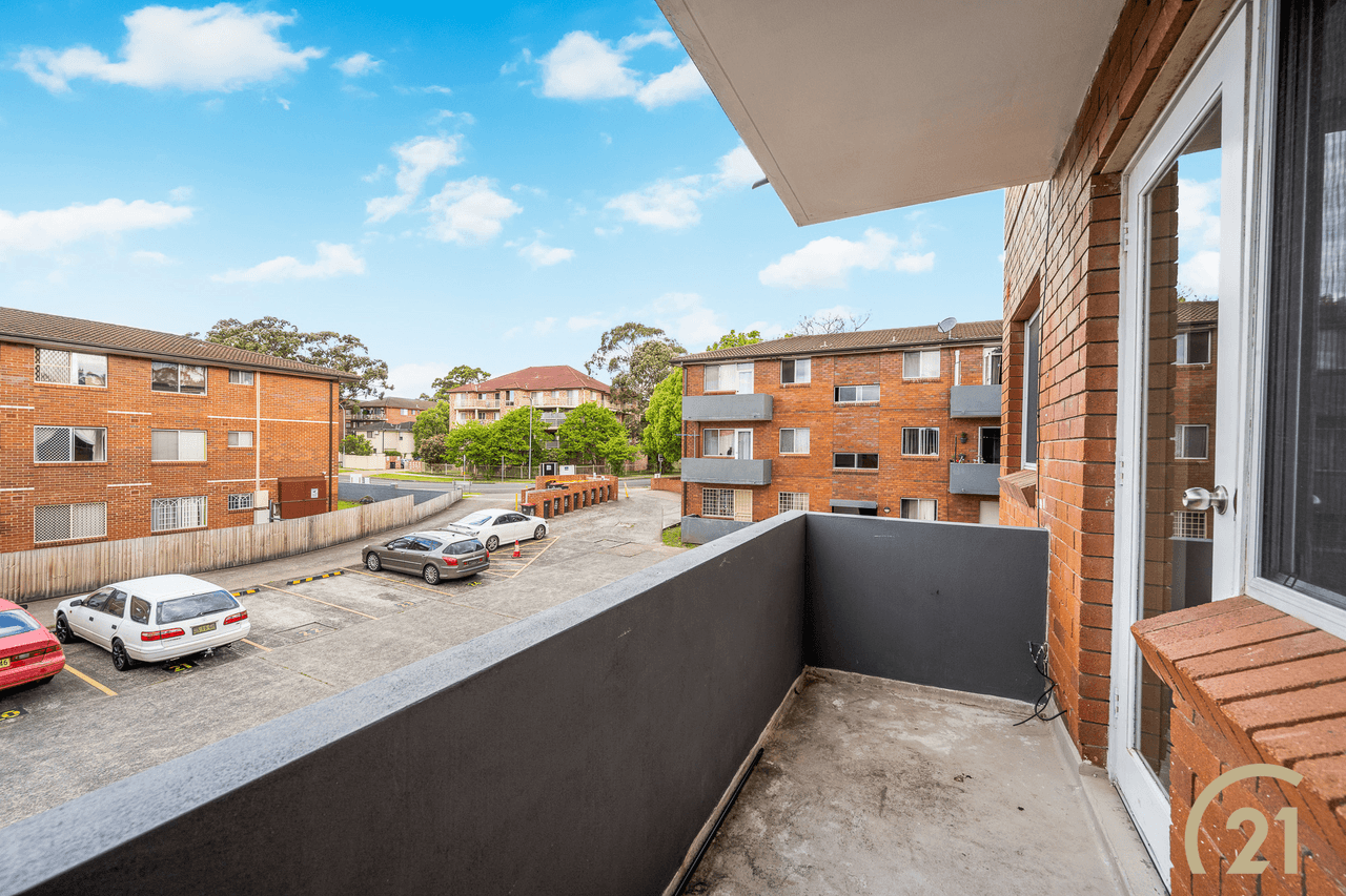 21/186-188 Sandal Crescent, Carramar, NSW 2163