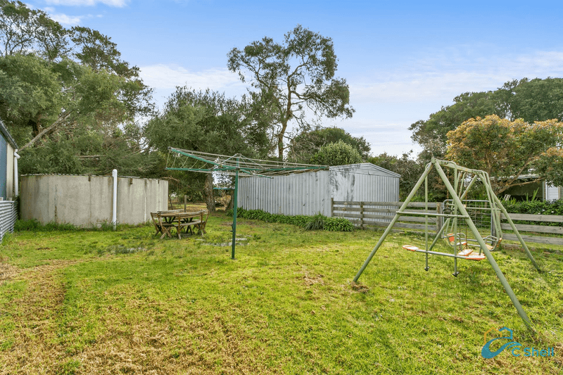 101 Sanctuary Road, Loch Sport, VIC 3851