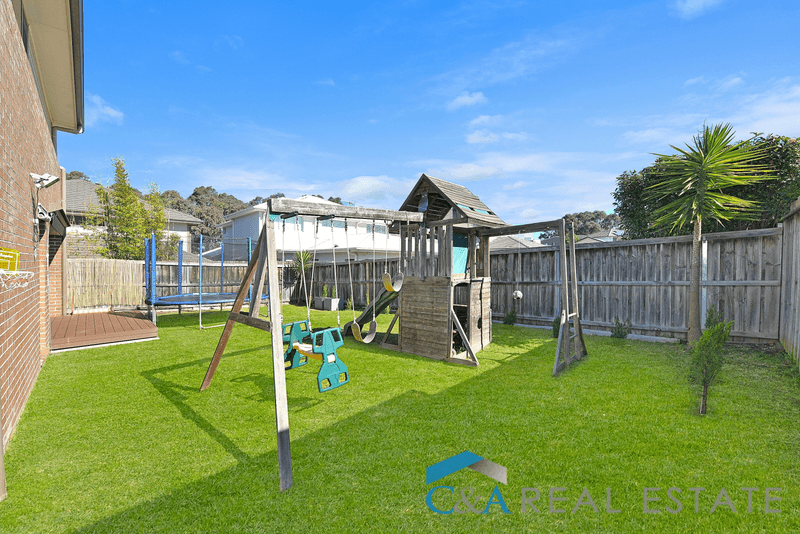 7 Manton Avenue, WEST HOXTON, NSW 2171