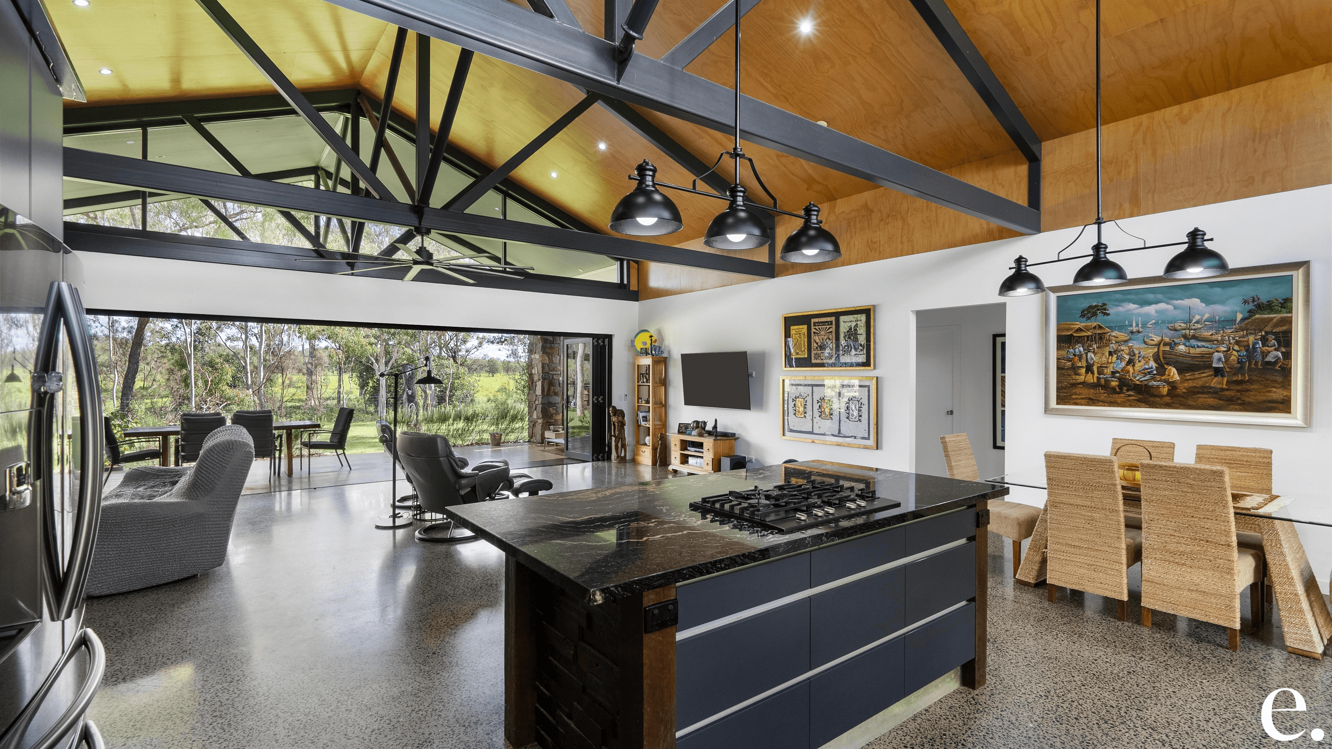 39 Woodleigh Road, MILLSTREAM, QLD 4888