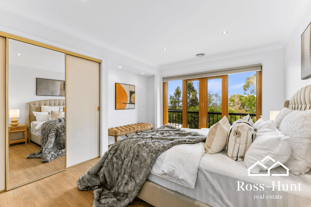 25 Casey Drive, BERWICK, VIC 3806