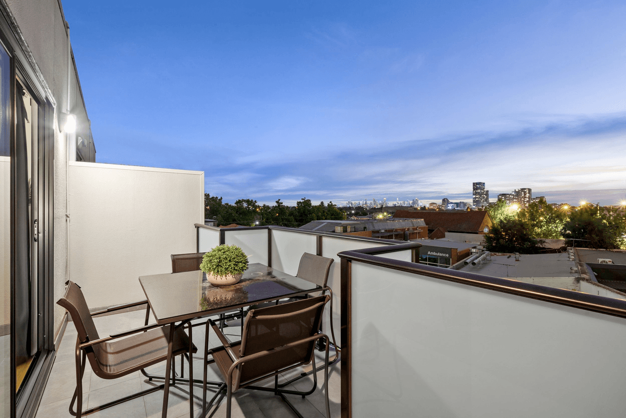 1/7 Willow Street, Essendon, VIC 3040