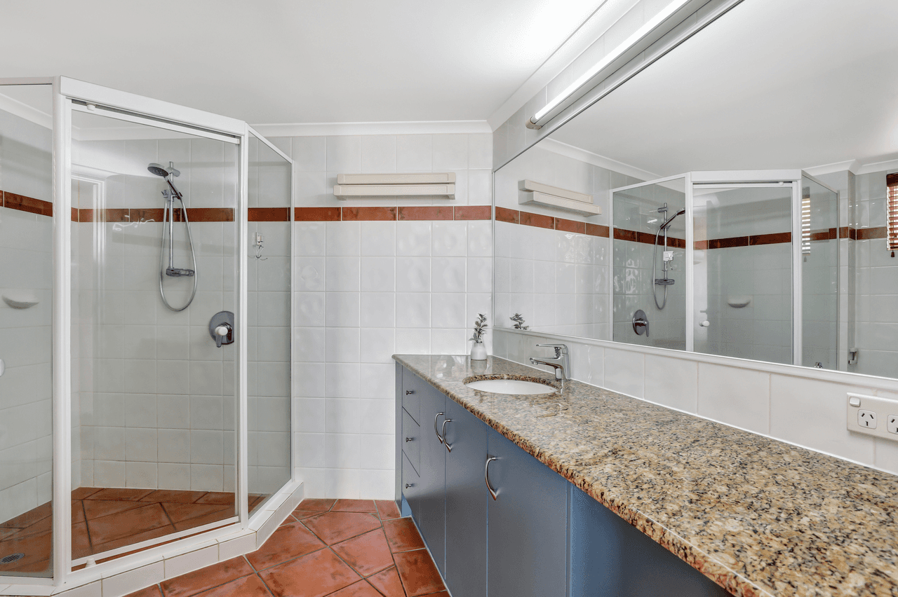 33/7A Samarinda Drive, POINT LOOKOUT, QLD 4183