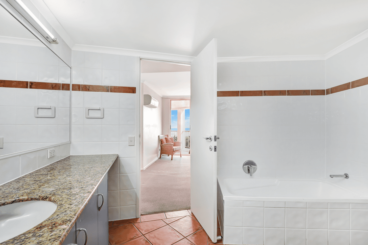 33/7A Samarinda Drive, POINT LOOKOUT, QLD 4183