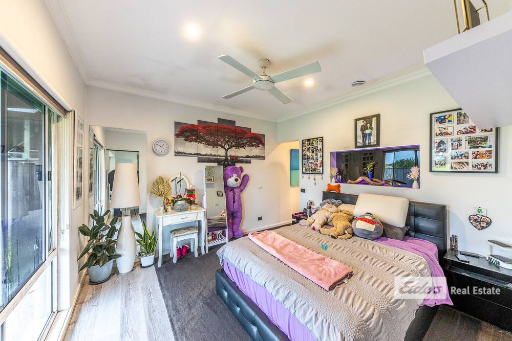 4 Crown Ridge Avenue, Newlands Arm, VIC 3875