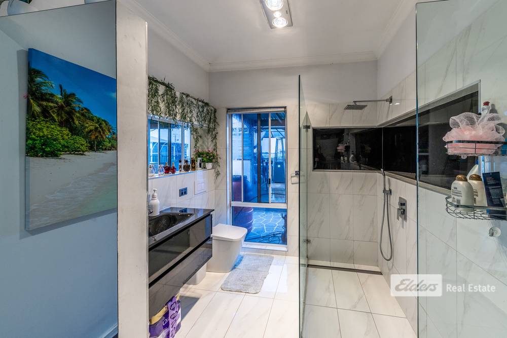4 Crown Ridge Avenue, Newlands Arm, VIC 3875