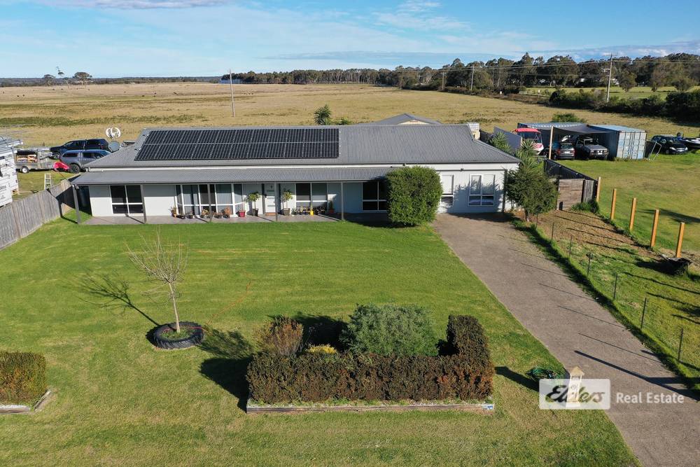 4 Crown Ridge Avenue, Newlands Arm, VIC 3875