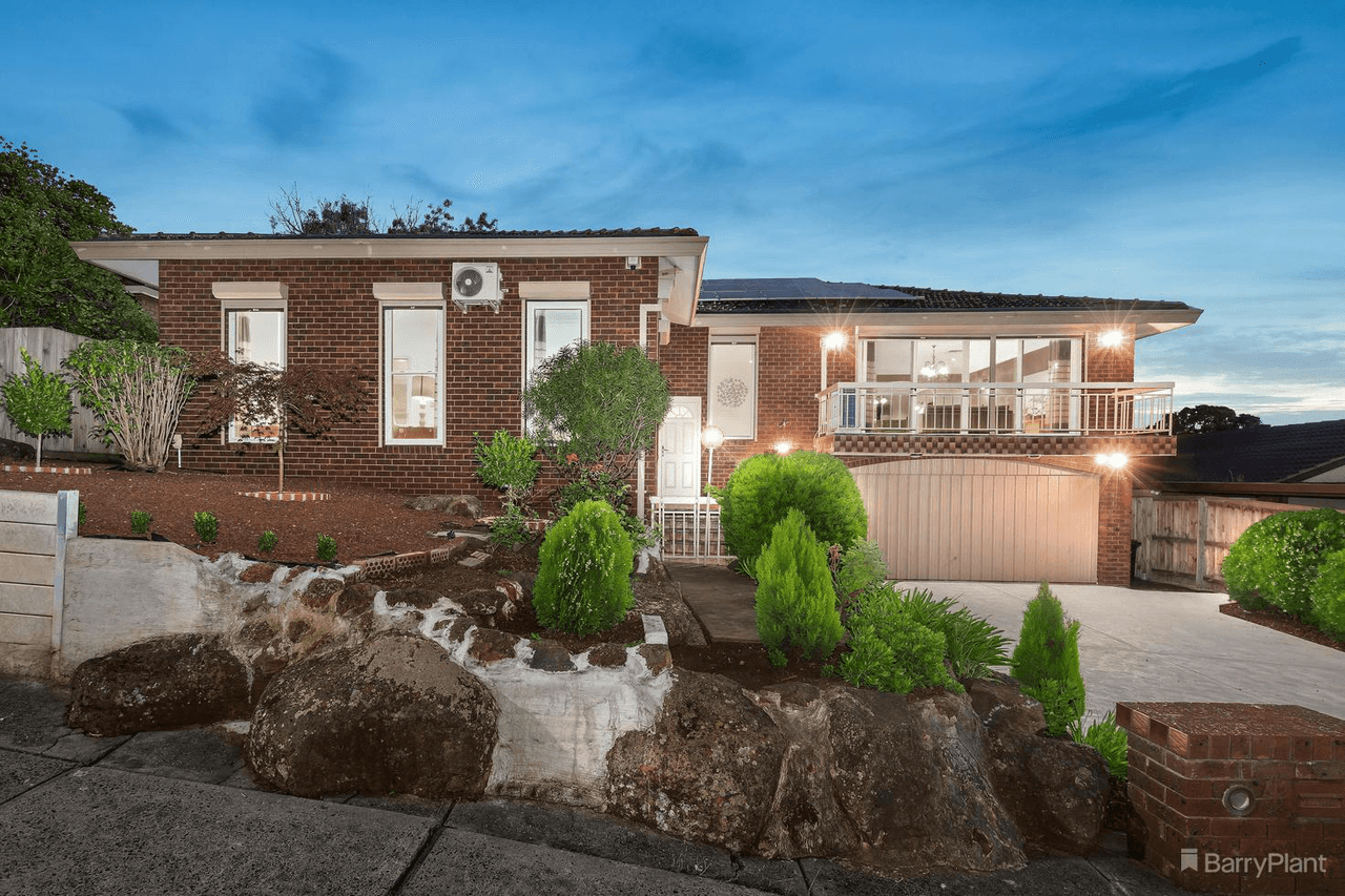 4 Civic Drive, GREENSBOROUGH, VIC 3088