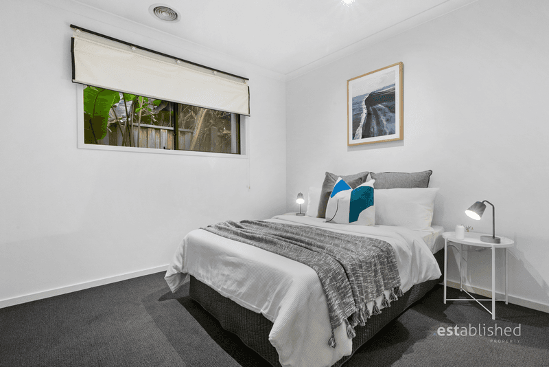 24 Miami Drive, POINT COOK, VIC 3030