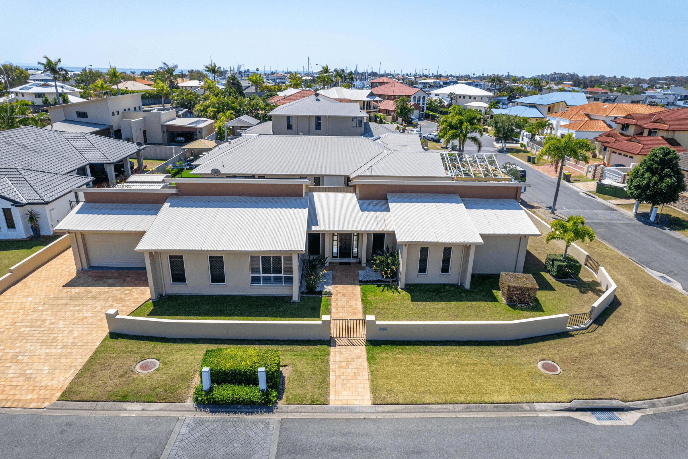 2 Eva Court, NEWPORT, QLD 4020