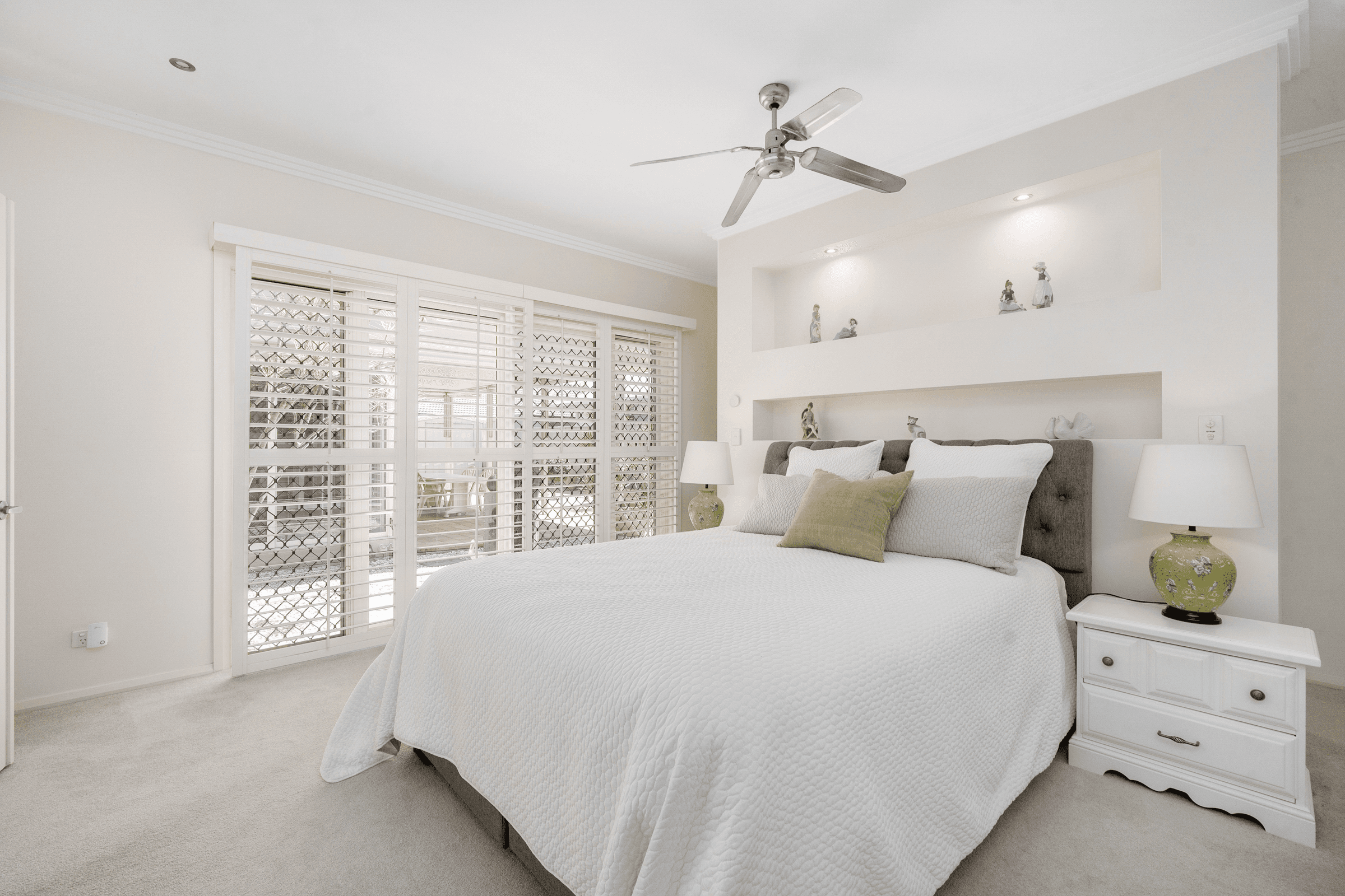 2 Eva Court, NEWPORT, QLD 4020