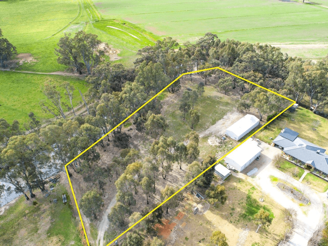 136 GLENVIEW ROAD, BARHAM, NSW 2732