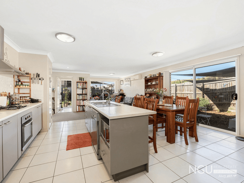 21 Sea Eagle Drive, LOWOOD, QLD 4311