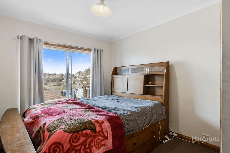 18 Jabez Crescent, LENAH VALLEY, TAS 7008