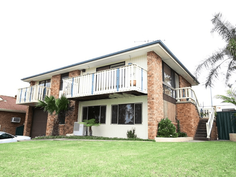 14 Serpentine Place, EAGLE VALE, NSW 2558