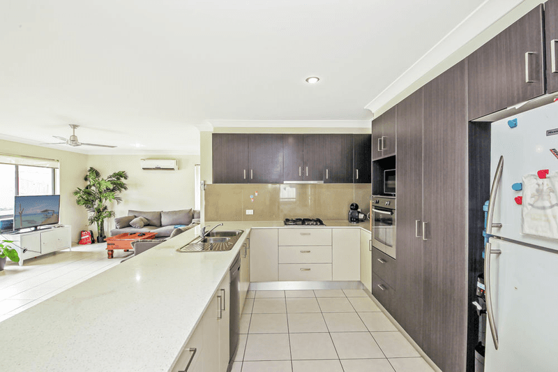 36 Coachella Crescent, UPPER COOMERA, QLD 4209