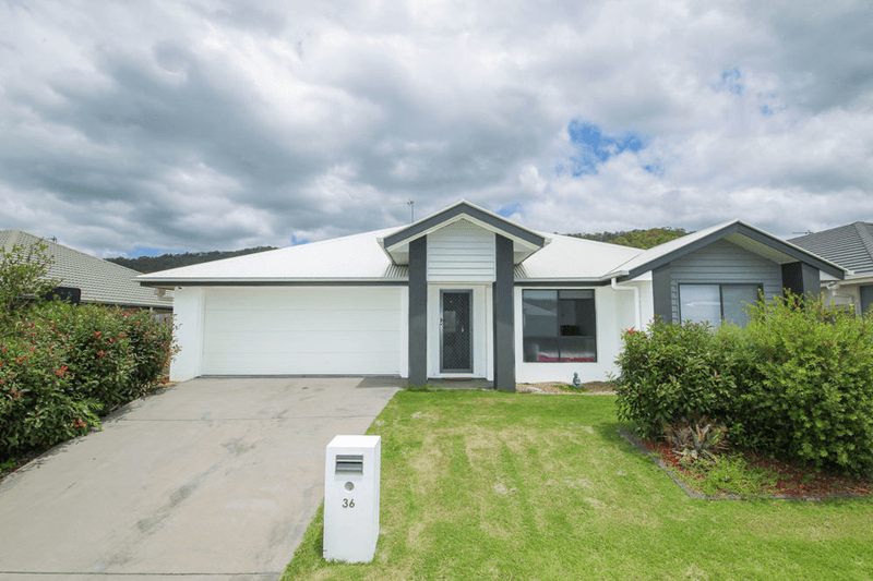 36 Coachella Crescent, UPPER COOMERA, QLD 4209