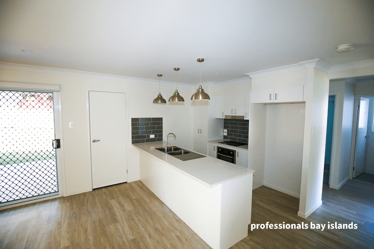 3 Lindwall Street, Russell Island, QLD 4184