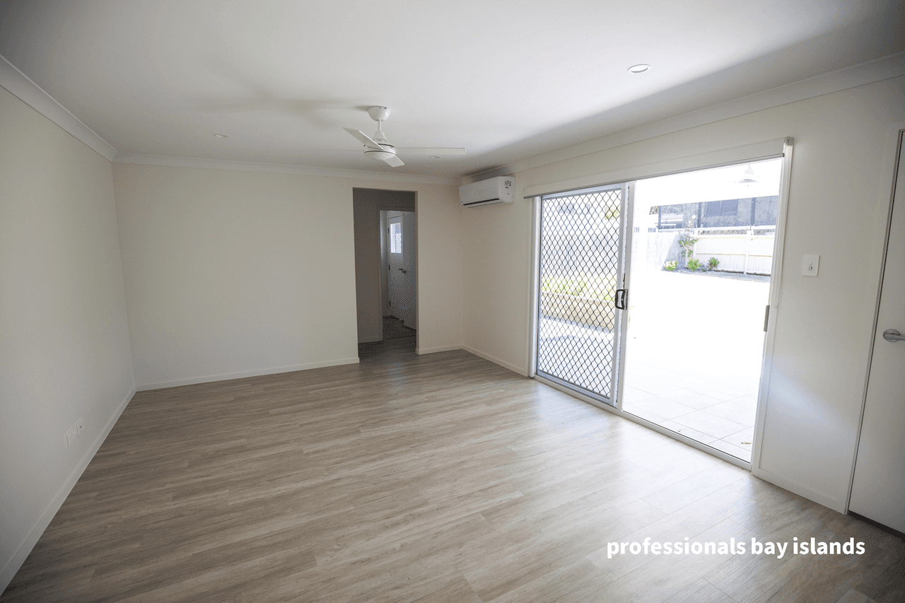 3 Lindwall Street, Russell Island, QLD 4184