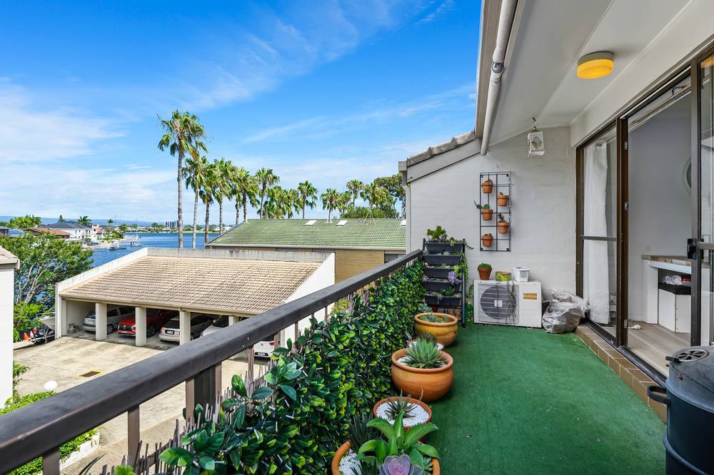 76/111 Markeri Street, MERMAID WATERS, QLD 4218