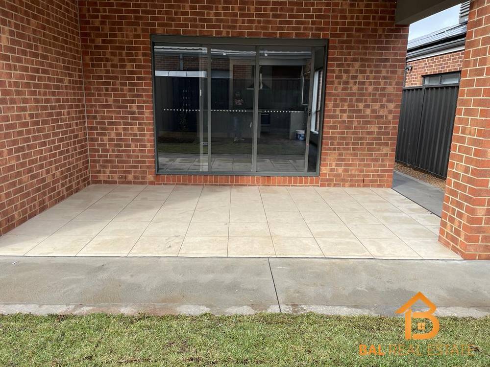 59 Hemingway drive, ROCKBANK, VIC 3335