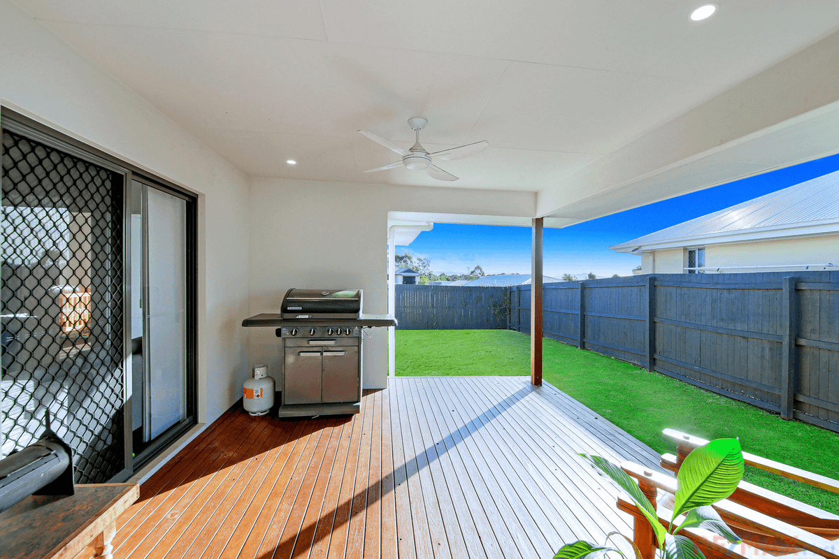 14 Riverstone Crescent, Little Mountain, QLD 4551