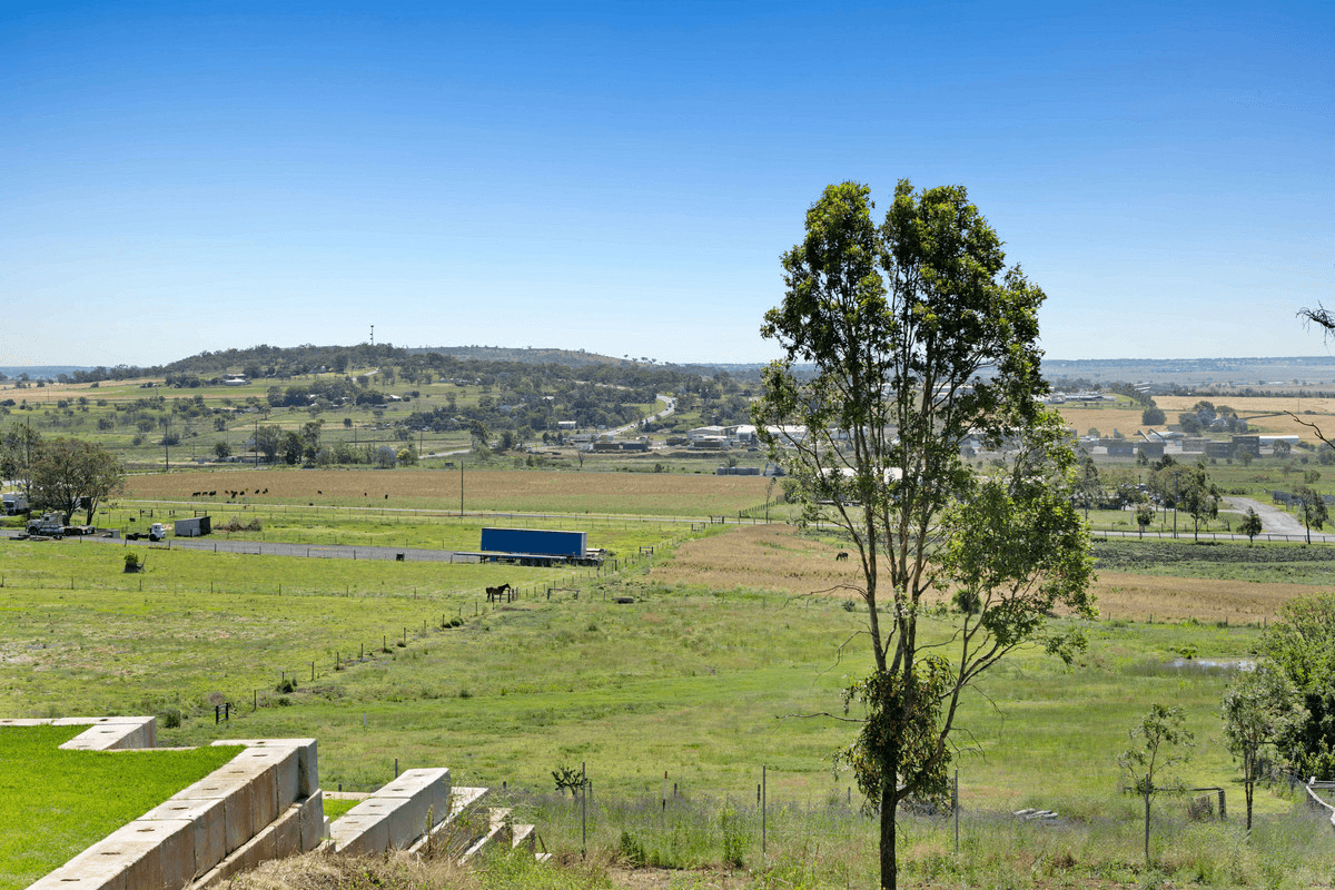 26 London Circuit, Torrington, QLD 4350