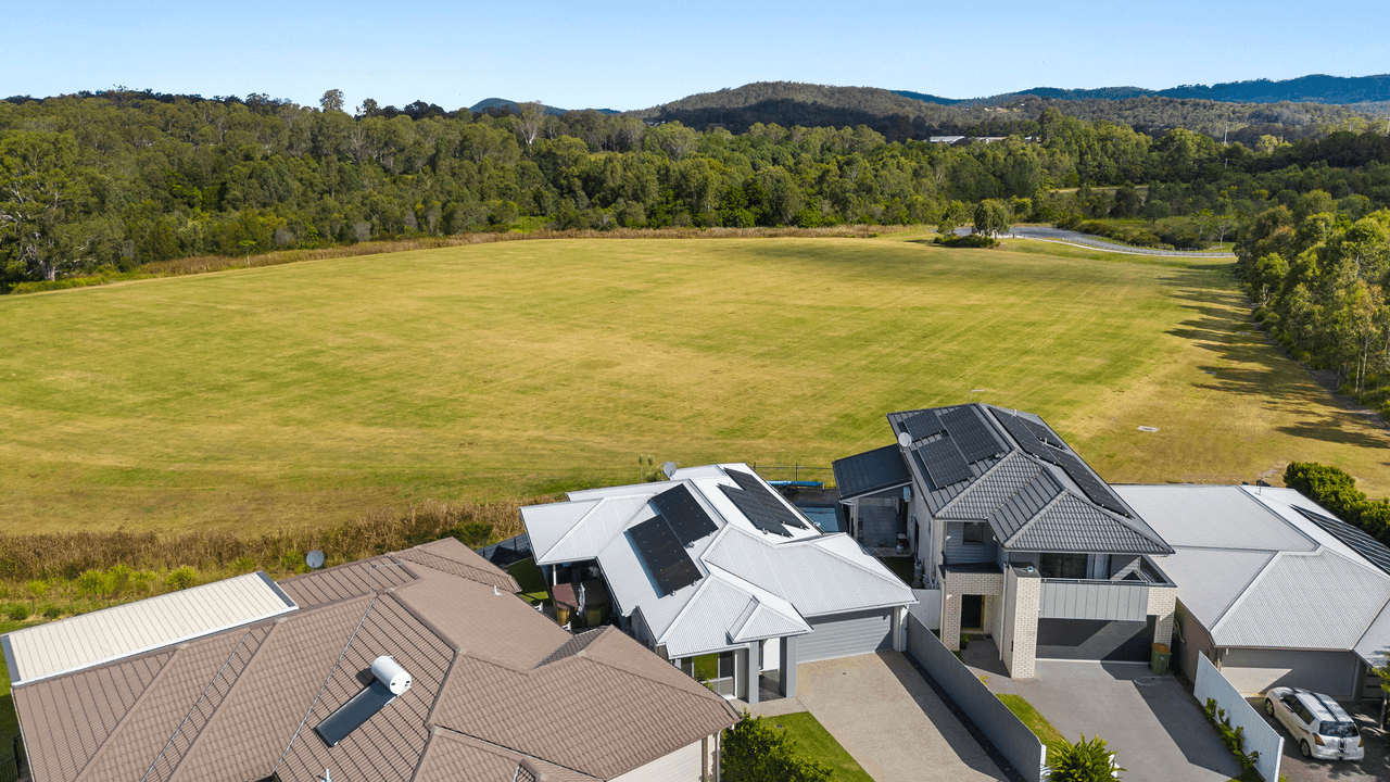 13 Mary Place, ORMEAU, QLD 4208