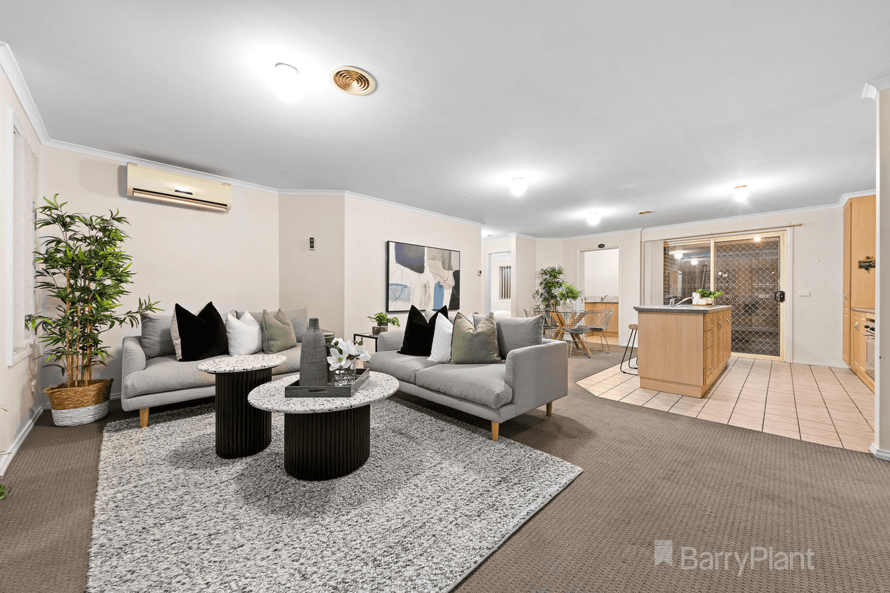 1/54 Smethurst Avenue, Pakenham, VIC 3810