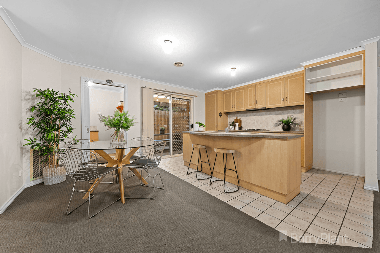 1/54 Smethurst Avenue, Pakenham, VIC 3810