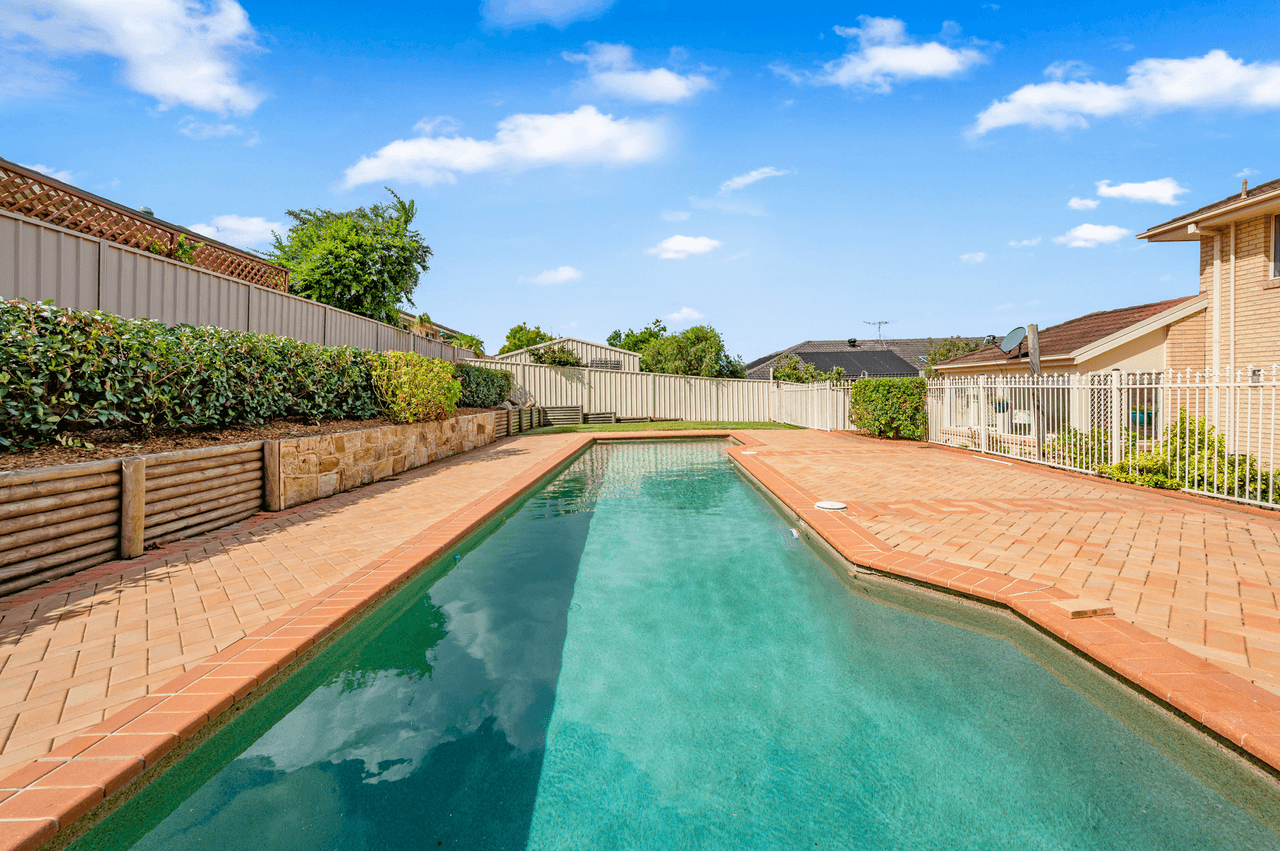 13 Cambewarra Avenue, THORNTON, NSW 2322