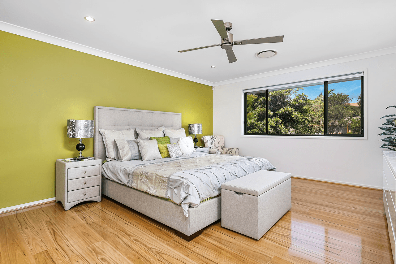 1 Element Street, ELANORA, QLD 4221