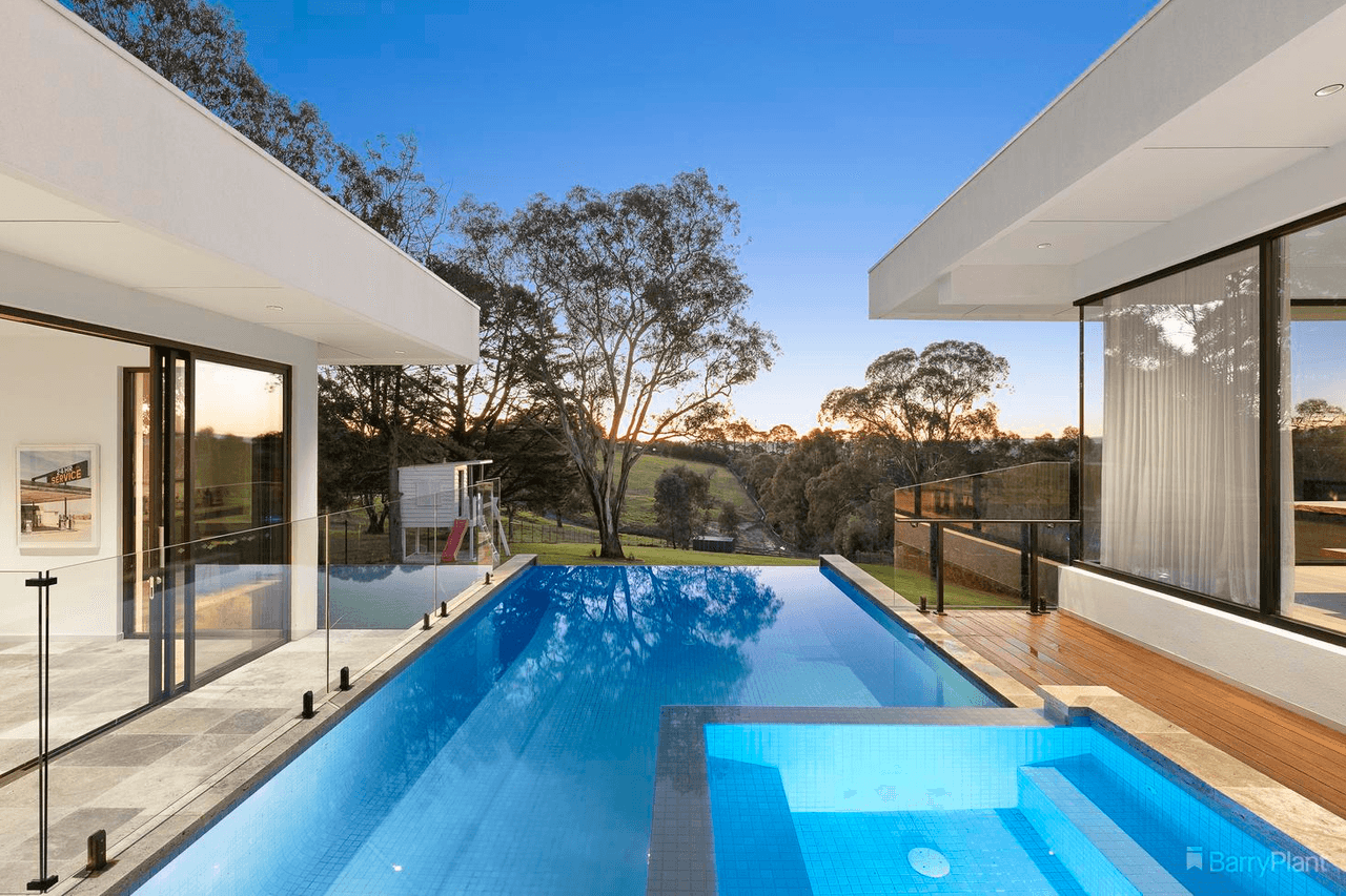 51-53 Newmans Road, TEMPLESTOWE, VIC 3106