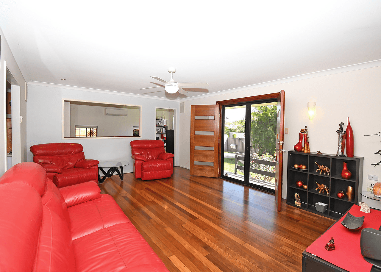 15 TINGIRA Terrace, SCARNESS, QLD 4655