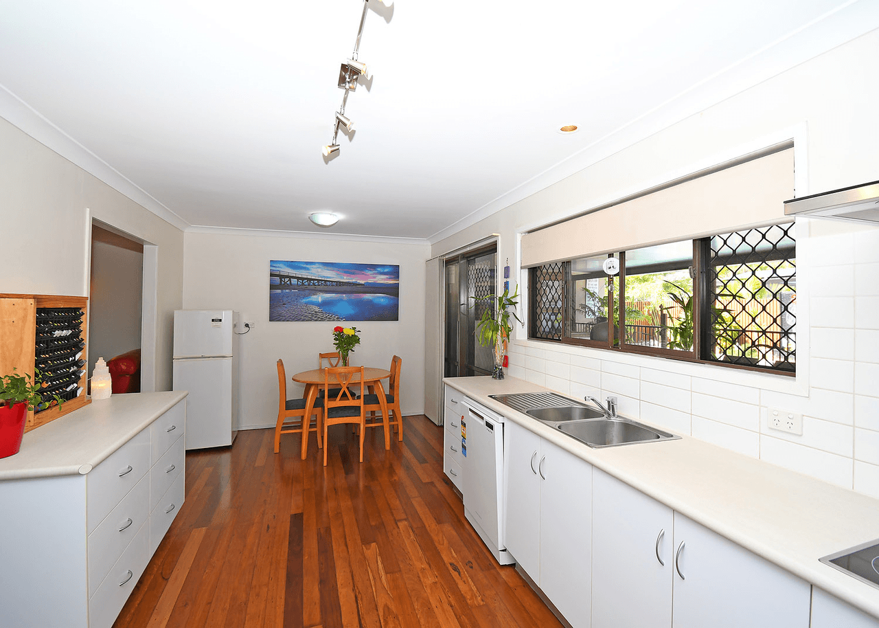 15 TINGIRA Terrace, SCARNESS, QLD 4655