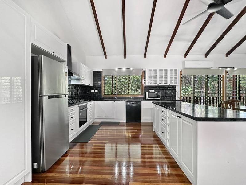 28 Pollard St, Horseshoe Bay, QLD 4819