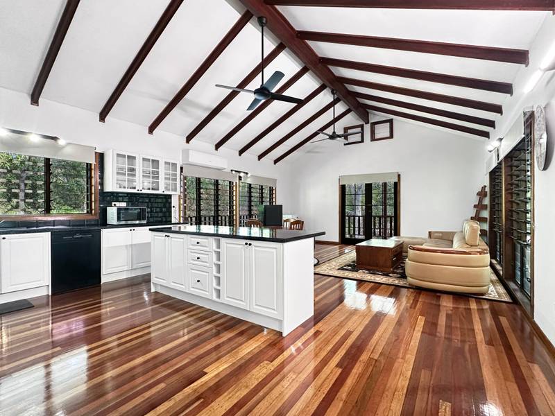 28 Pollard St, Horseshoe Bay, QLD 4819