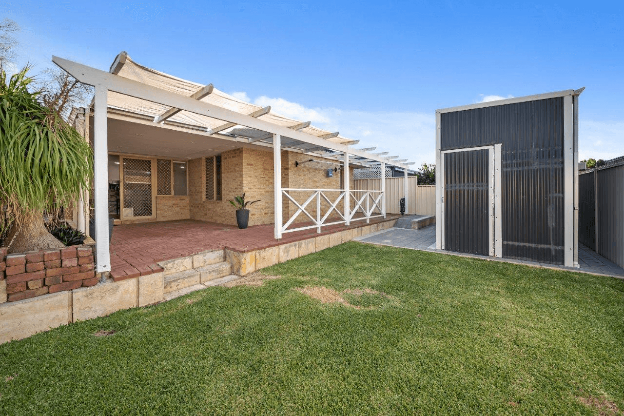 15 ROSETTA Street, BASSENDEAN, WA 6054