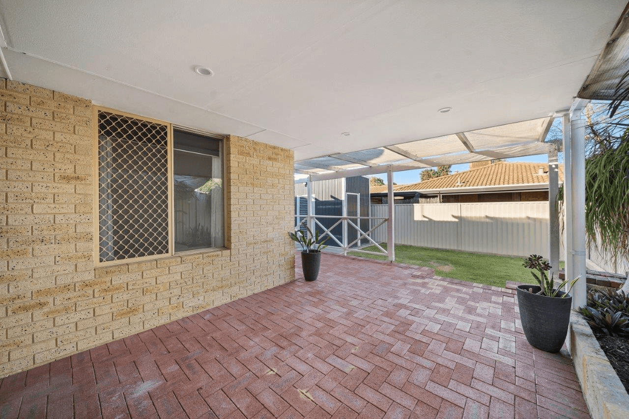 15 ROSETTA Street, BASSENDEAN, WA 6054