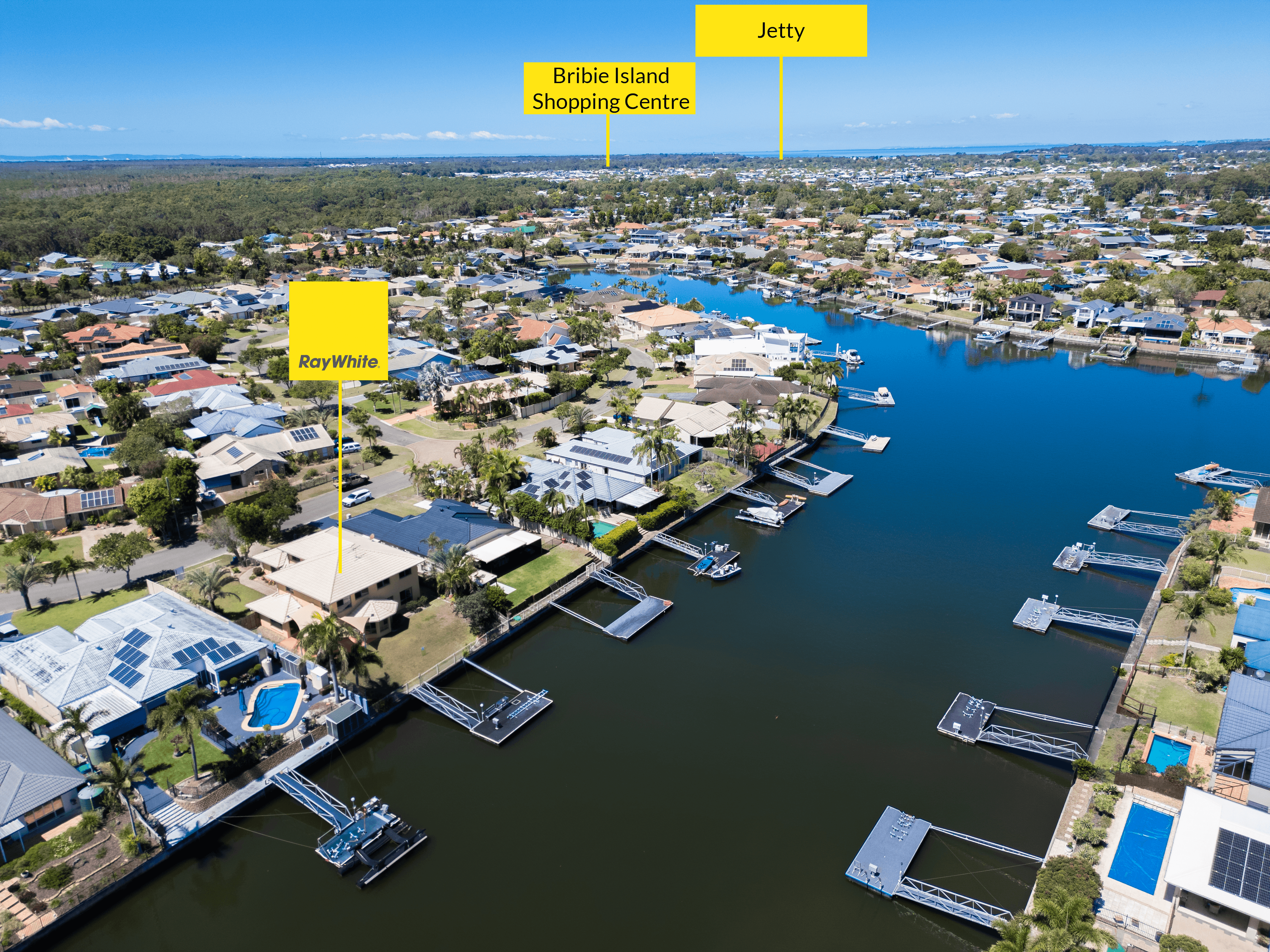 20 Topsail Circuit, BANKSIA BEACH, QLD 4507