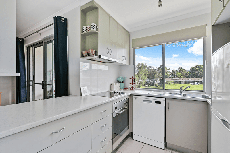 Unit 5/8A Low Street, Yandina, QLD 4561