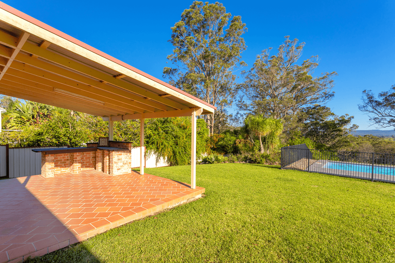 27 Potoroo Drive, TAREE, NSW 2430