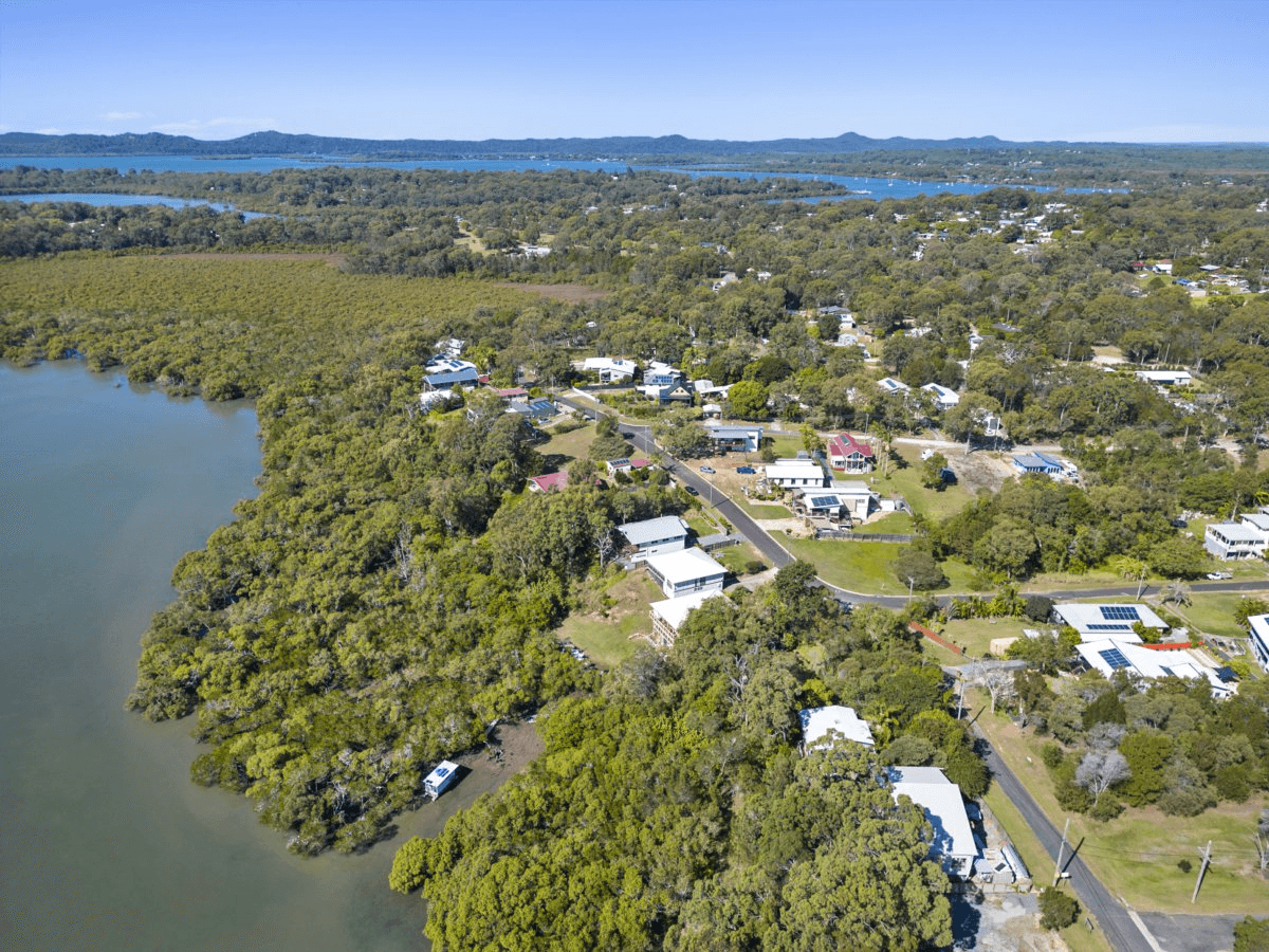 54 Timothy Street, MACLEAY ISLAND, QLD 4184