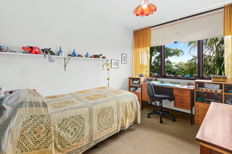 10 Molong Road, GYMEA BAY, NSW 2227