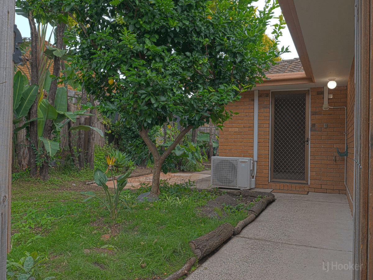 2/8 Academy Street, OXENFORD, QLD 4210