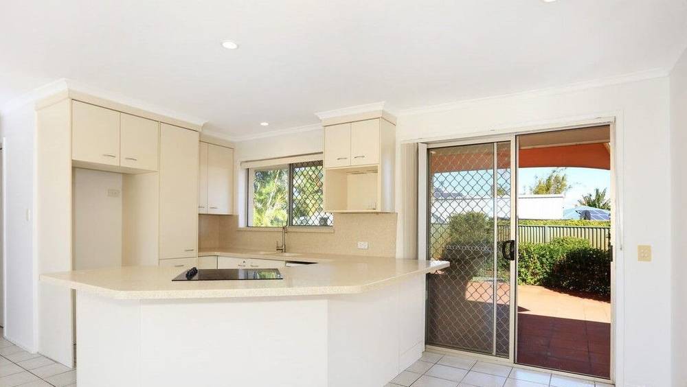 36 Sunbird Avenue, PARADISE POINT, QLD 4216