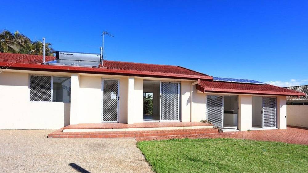 36 Sunbird Avenue, PARADISE POINT, QLD 4216