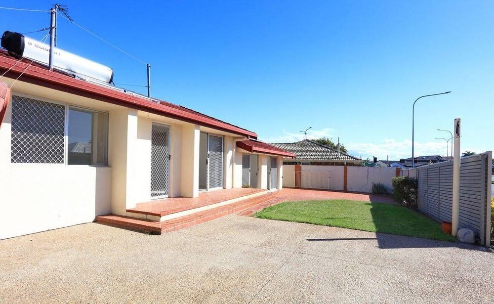 36 Sunbird Avenue, PARADISE POINT, QLD 4216