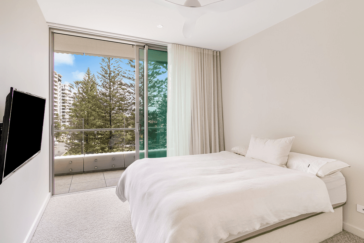 408/4 Miles Street, Coolangatta, QLD 4225