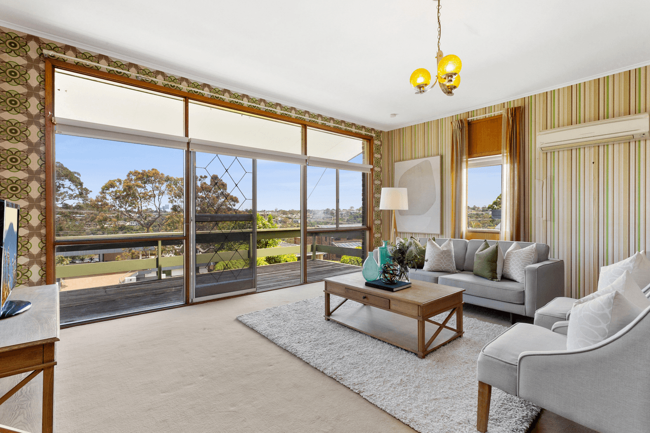 22 Roscommon Crescent, KILLARNEY HEIGHTS, NSW 2087